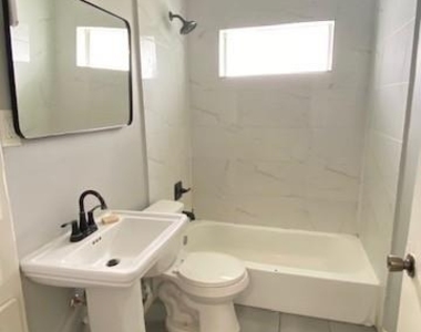 222 Caplin Street - Photo Thumbnail 6