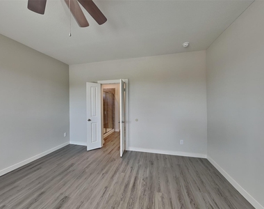 23611 Gibson Forest Drive - Photo Thumbnail 5