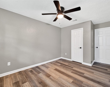 11903 Atwell Drive - Photo Thumbnail 15