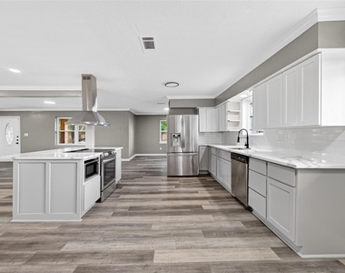 11903 Atwell Drive - Photo Thumbnail 26