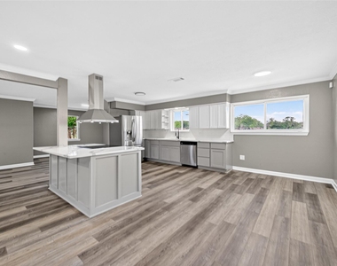 11903 Atwell Drive - Photo Thumbnail 33
