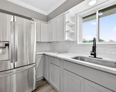 11903 Atwell Drive - Photo Thumbnail 31