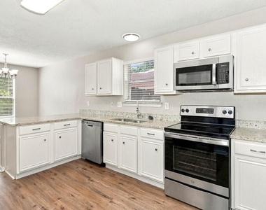 31107 Perlican Drive - Photo Thumbnail 5