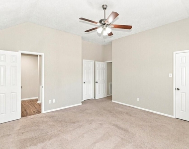 31107 Perlican Drive - Photo Thumbnail 6