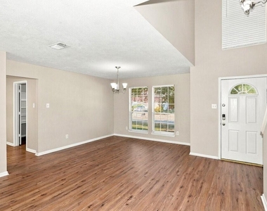 31107 Perlican Drive - Photo Thumbnail 2