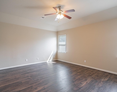 99 W Wading Pond Circle - Photo Thumbnail 20