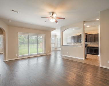 99 W Wading Pond Circle - Photo Thumbnail 7