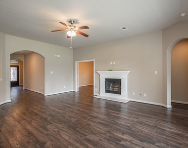 99 W Wading Pond Circle - Photo Thumbnail 10