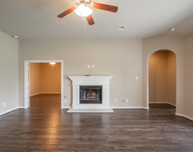 99 W Wading Pond Circle - Photo Thumbnail 11