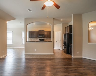 99 W Wading Pond Circle - Photo Thumbnail 8