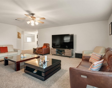 13306 Lilac Breeze Court - Photo Thumbnail 17