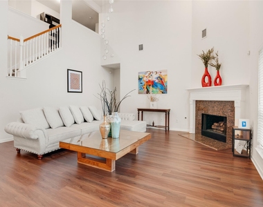 13306 Lilac Breeze Court - Photo Thumbnail 8