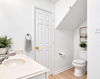 16111 Wisteria Hill Street - Photo Thumbnail 25
