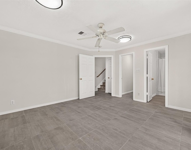 12502 Venus Park Lane - Photo Thumbnail 9