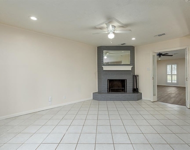 20357 Fieldtree Drive - Photo Thumbnail 4