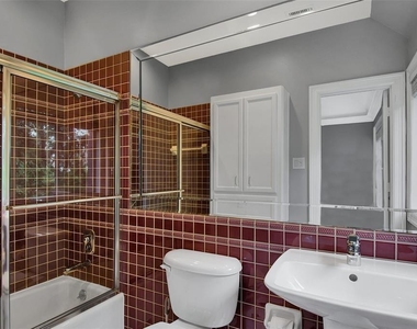 3106 Sackett Street - Photo Thumbnail 25