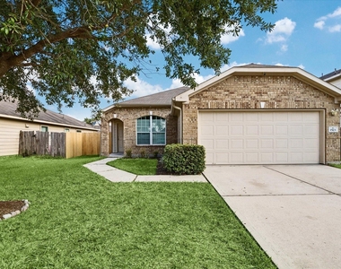 1523 Blossom Lane - Photo Thumbnail 1