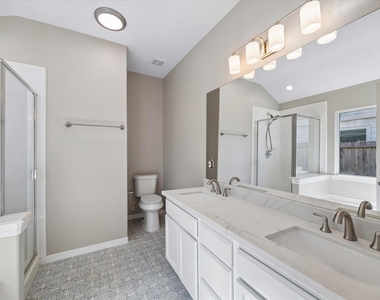 1523 Blossom Lane - Photo Thumbnail 16