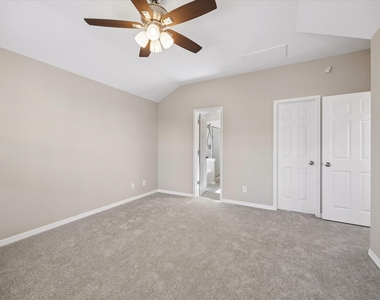1523 Blossom Lane - Photo Thumbnail 20