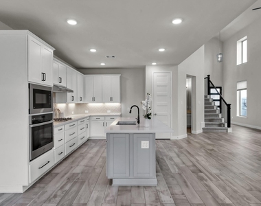 550 Chestnut Reef Court - Photo Thumbnail 12