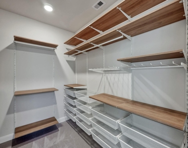 550 Chestnut Reef Court - Photo Thumbnail 20