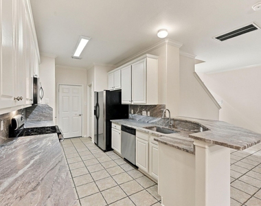 142 N Camellia Grove Circle - Photo Thumbnail 14