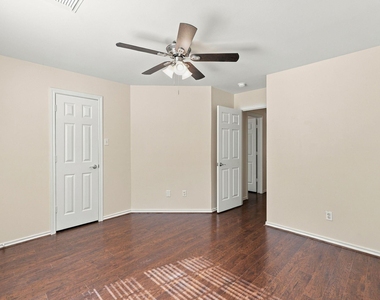 142 N Camellia Grove Circle - Photo Thumbnail 29