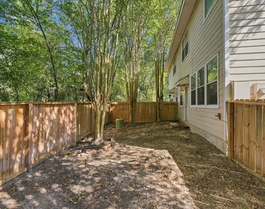 142 N Camellia Grove Circle - Photo Thumbnail 33