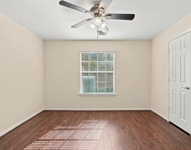142 N Camellia Grove Circle - Photo Thumbnail 28