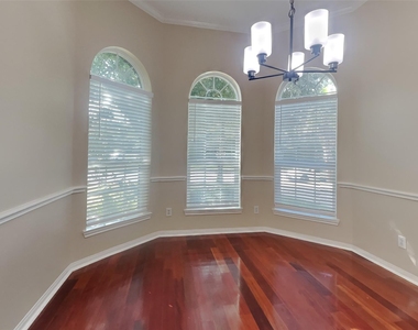 20422 Silver Oak Trail - Photo Thumbnail 5