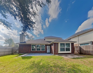 20422 Silver Oak Trail - Photo Thumbnail 16