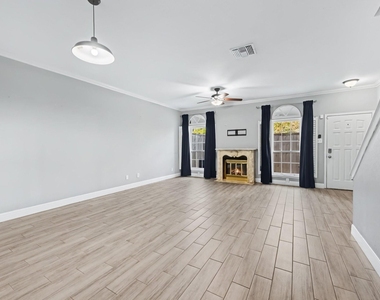 4001 Tanglewilde Street - Photo Thumbnail 4