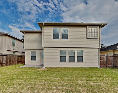 7918 Acacia Falls Court - Photo Thumbnail 16
