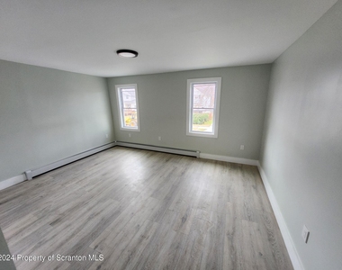 137 Elm Street - Photo Thumbnail 25