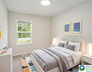 1143 Martin Road - Photo Thumbnail 4