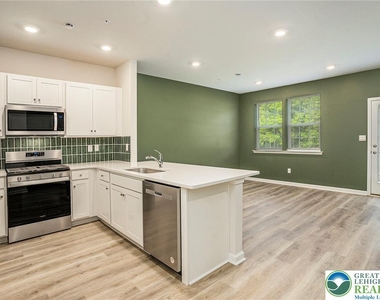 1143 Martin Road - Photo Thumbnail 12