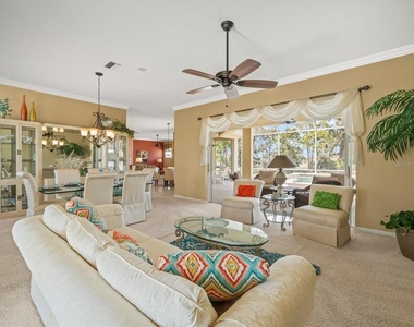 9216 Tarleton Circle - Photo Thumbnail 5
