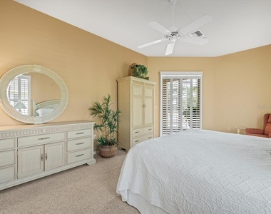 9216 Tarleton Circle - Photo Thumbnail 15