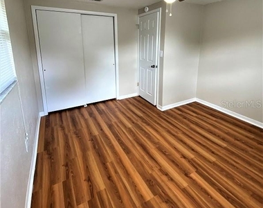 39014 South Avenue - Photo Thumbnail 7