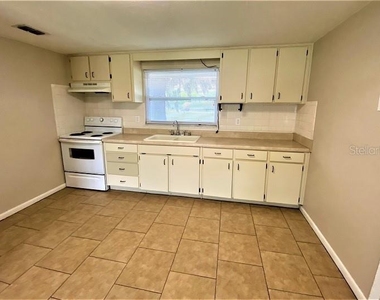 39014 South Avenue - Photo Thumbnail 5