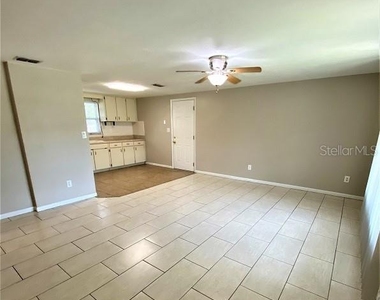 39014 South Avenue - Photo Thumbnail 3