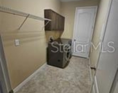 684 Preakness Circle - Photo Thumbnail 10