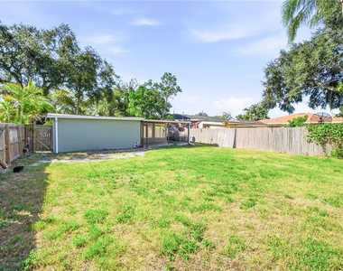 6801 46th Avenue N - Photo Thumbnail 19