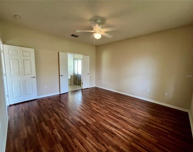 1040 Orca Court - Photo Thumbnail 11