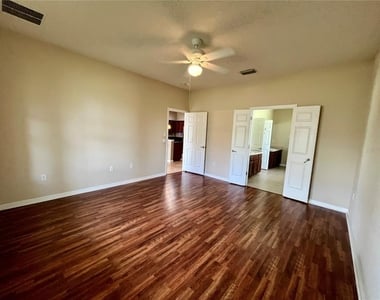 1040 Orca Court - Photo Thumbnail 12