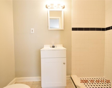 8320 Oleander Lane - Photo Thumbnail 16