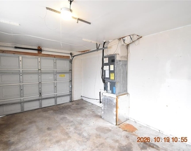 8320 Oleander Lane - Photo Thumbnail 27