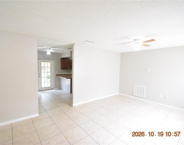 8320 Oleander Lane - Photo Thumbnail 4