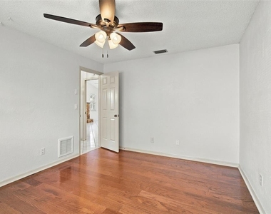 10843 Harborside Drive - Photo Thumbnail 41