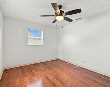 10843 Harborside Drive - Photo Thumbnail 47